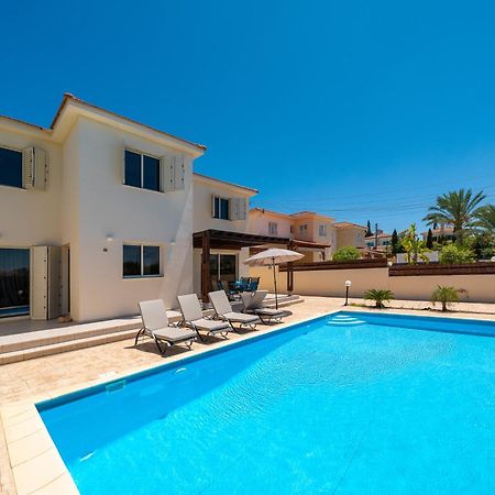 Atlantica 4 Bedroom Villa Near The Beach Protaras Exterior foto