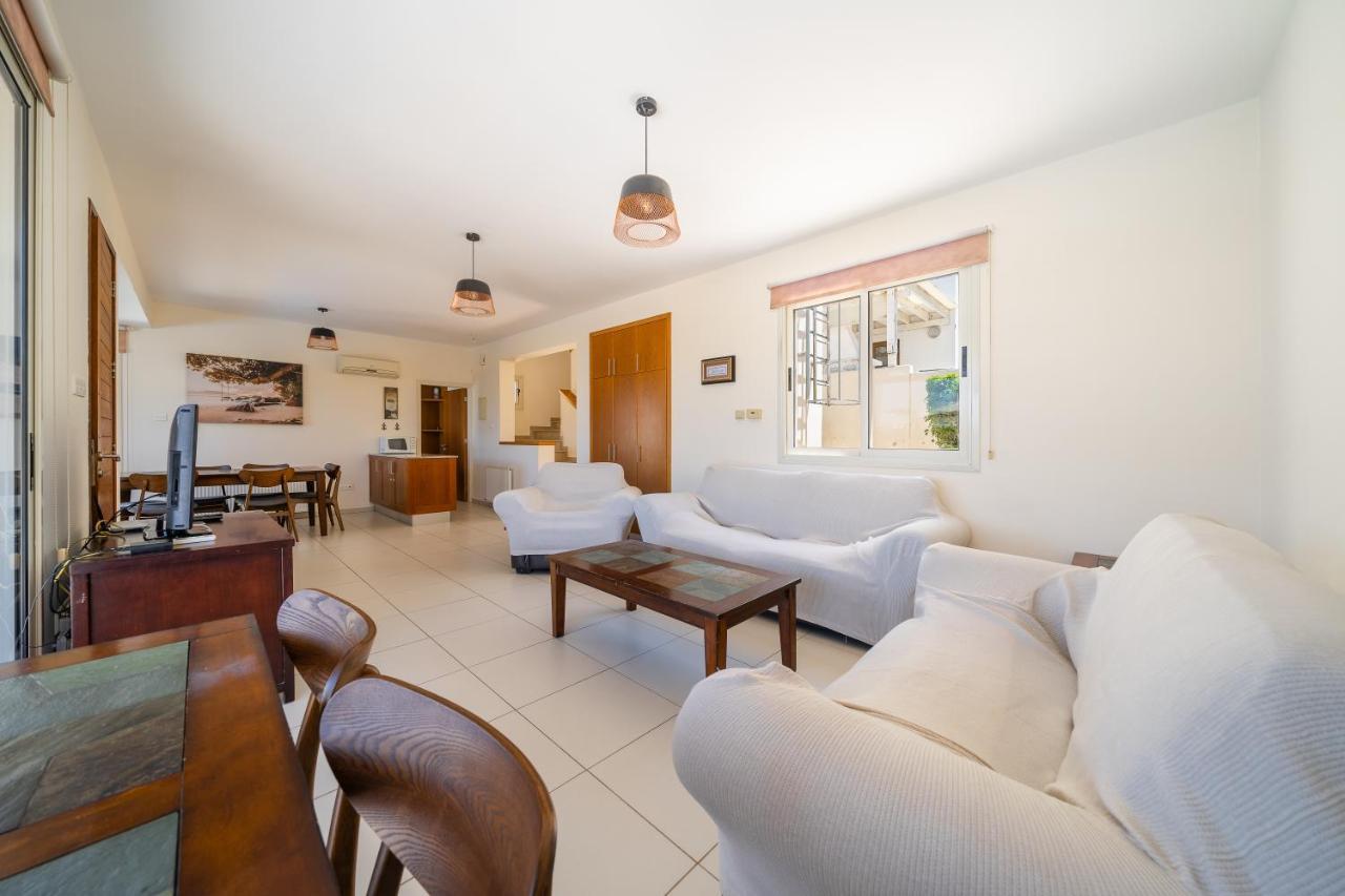 Atlantica 4 Bedroom Villa Near The Beach Protaras Exterior foto